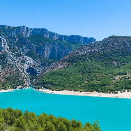 Vakantiehuis En Provence 2 T3 Jardin Clos Et