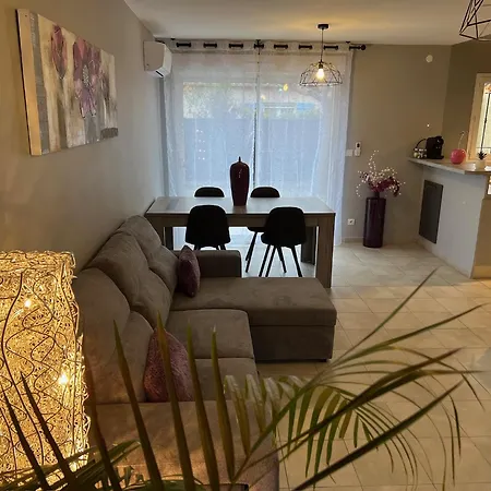 Holiday home En Provence 2 T3 Jardin Clos Et